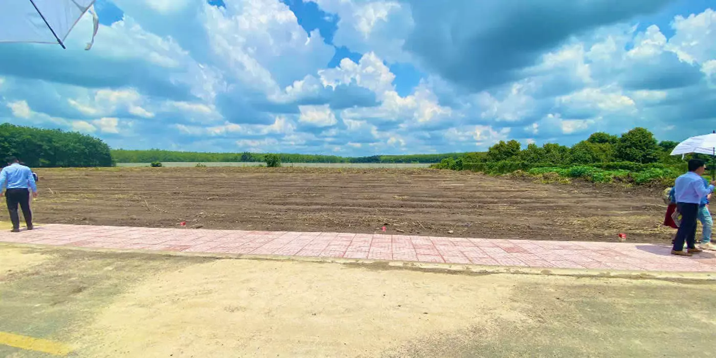 CẦN BÁN NHANH LÔ ĐẤT 250M2, GIÁ 470TR, CÓ SỔ HỒNG RIÊNG.