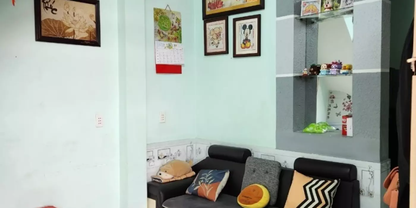 Gần Công Viên Làng Hoa - Hẻm xe hơi 7 chỗ - BTCT 2 Tầng