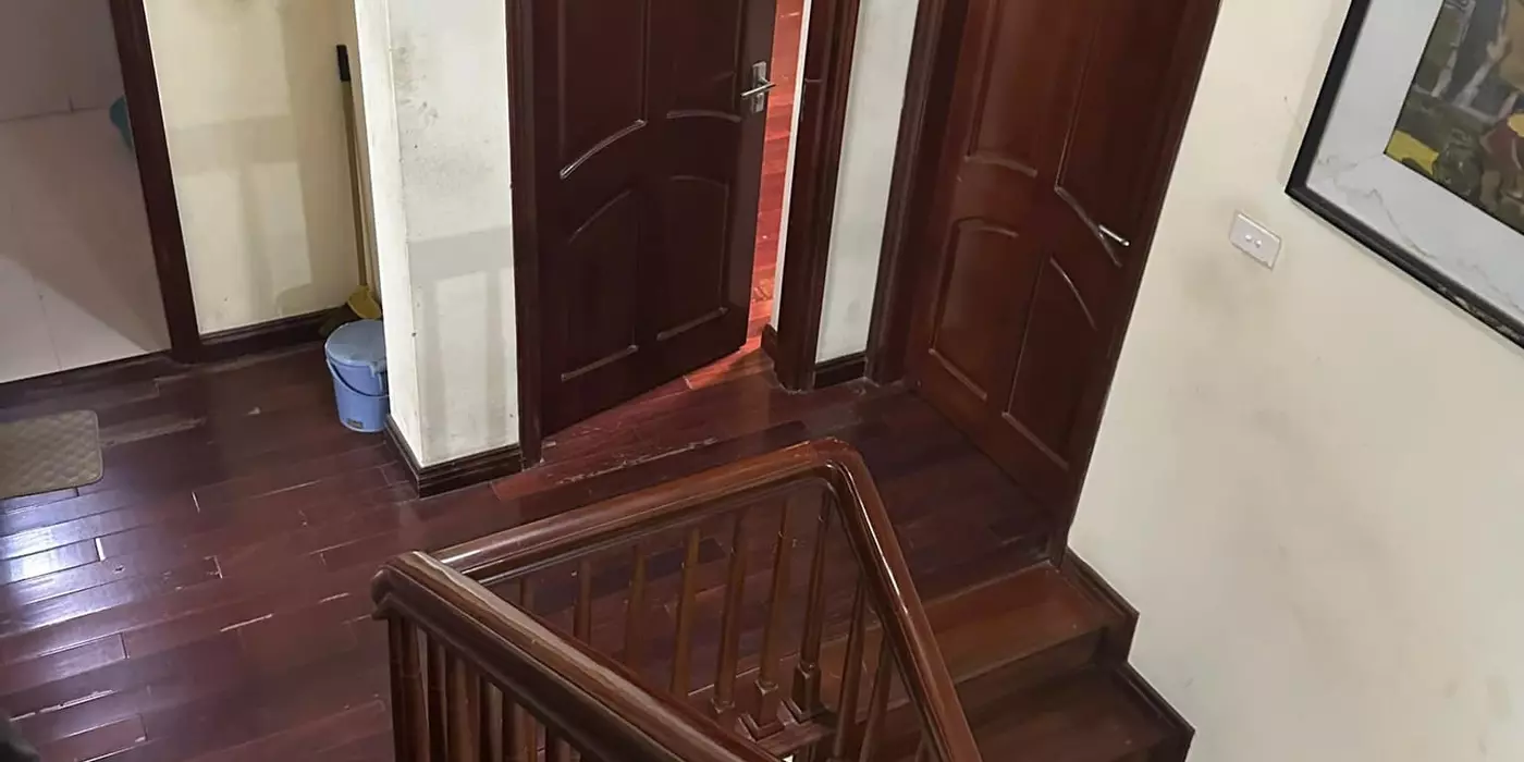 BIỆT THỰ SÂN VƯỜN - NHÀ PHỐ TỨ LIÊN - Ô TÔ VÀI CHIẾC- 5 PHÚT HỒ TÂY - MẶT TIỀN CỰC VIP