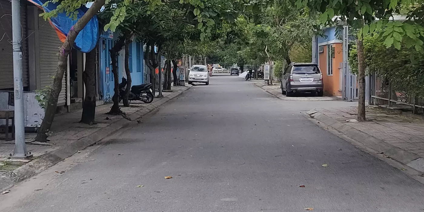 Chính chủ cần  bán căn nhà 2 mặt tiền