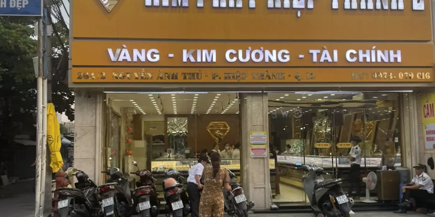 BÁN MẶT TIỀN (8X36) MT Nguyễn Ảnh Thủ TCH Q12. 2 SHR. GIÁ 25 TỶ