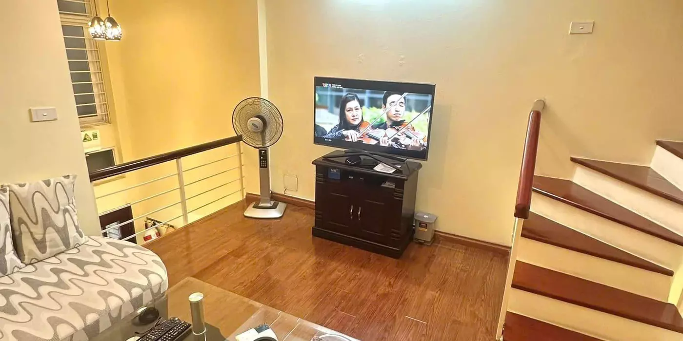 CỰC HIẾM Ở VĂN CAO  6 TẦNG - 20M RA MẶT PHỐ - 2 THOÁNG - 20M2 - 4,7 TỶ - NGÕ ÍT NHÀ  KHU VỰC CAO