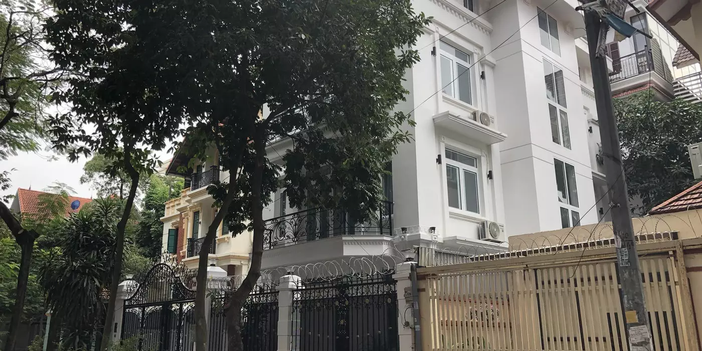 Bán biệt thự Mỹ Đình Sông Đà Sudico, 200m2, 5 tầng, thang máy, nội thất xịn sò