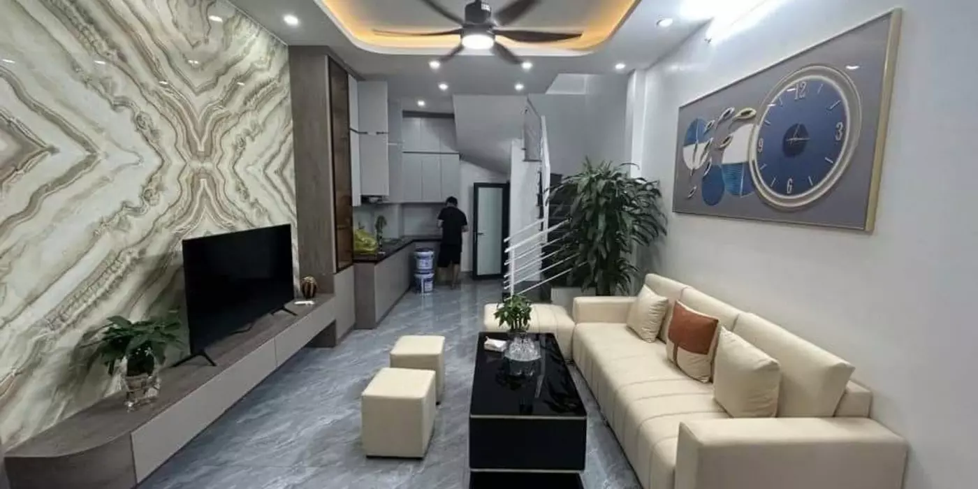 BÁN NHÀ PHÚ DIỄN 5 TẦNG FULL NỘI THẤT, DT 35M, VIEW HỒ GIÁ NHỈNH 5 TỶ ( có thương lượng )
-	Chủ