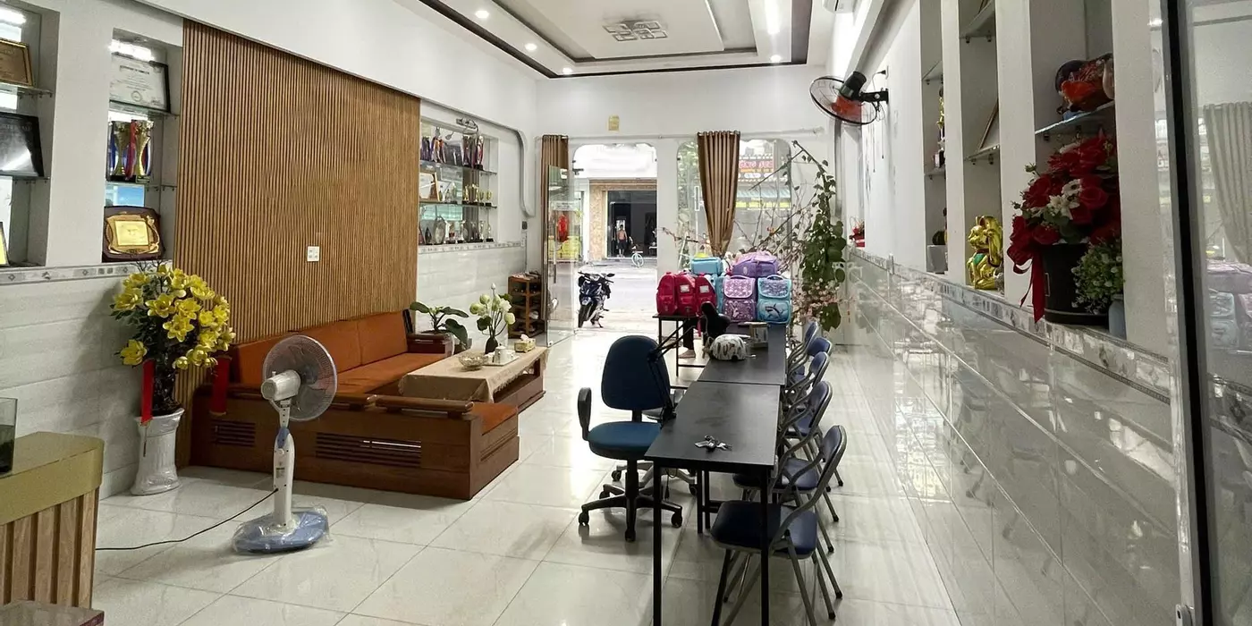 Bán nhà 2 tầng Phùng Đình Phùng