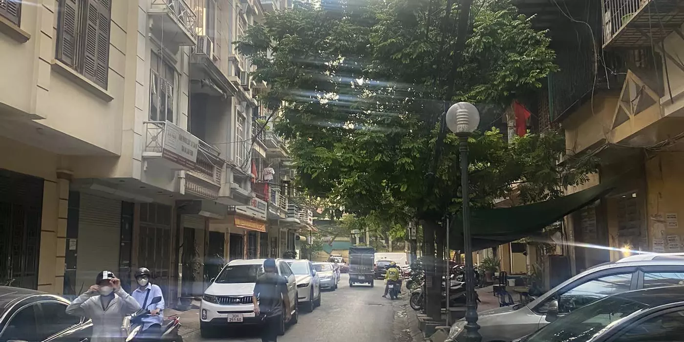 BÁN NHÀ NGUYỄN KHÁNH TOÀN – NHÀ ĐẸP Ở LUÔN QUẬN CẦU GIẤY – 10M RA Ô TÔ TRÁNH – 2 THOÁNG TRƯỚC SAU