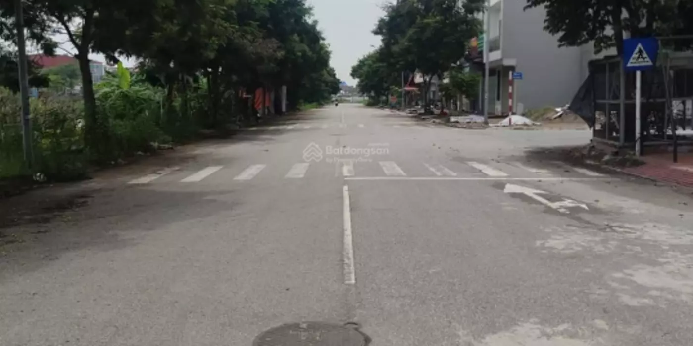Chính chủ bán mảnh đất 120m2 , ngang 6m, đường rộng 9m, khu tái định cư ,hồ Quận ủy huyện Gia Lâm