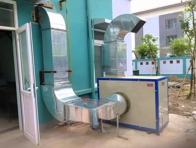 Thanh lý nhà Lý Thái Tổ, P10, Q10 - 50m2- 2 tỷ 5 1T1L - sổ riêng. HĐT 13tr/ tháng. HXH 6m