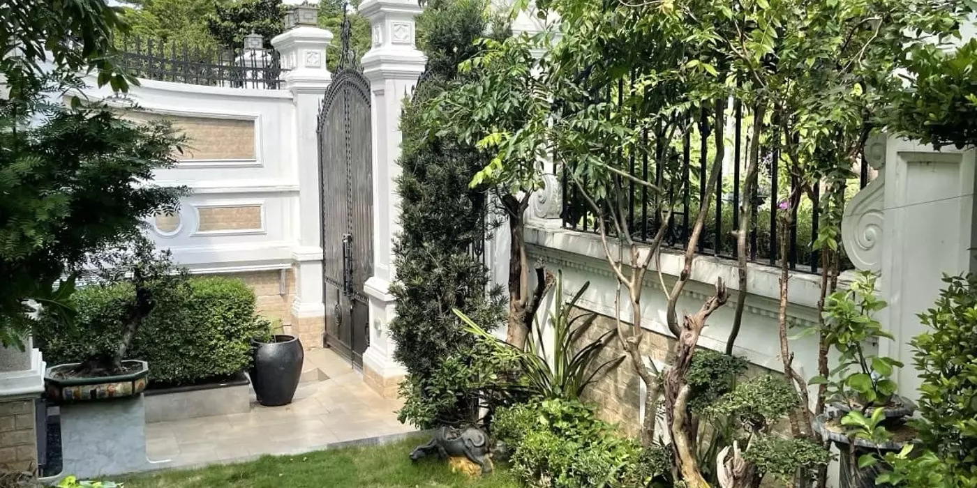 Cần Bán Biệt Thự Quận 7 - 369m2 - Ngang Khủng 14m5 - thang máy + hầm 86 tỷ