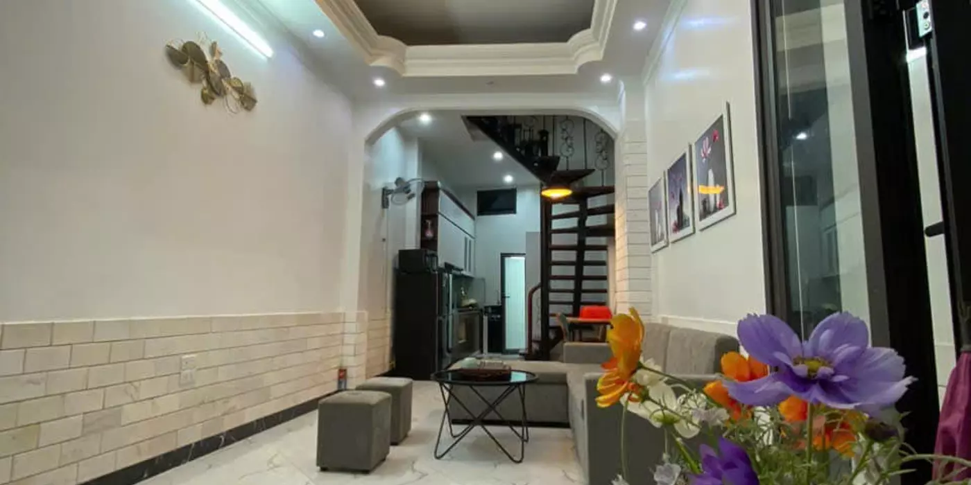 Bán nhà phố Trương Định, Hai Bà Trưng 37m, 5 tầng. Giá: 4.85 tỷ
