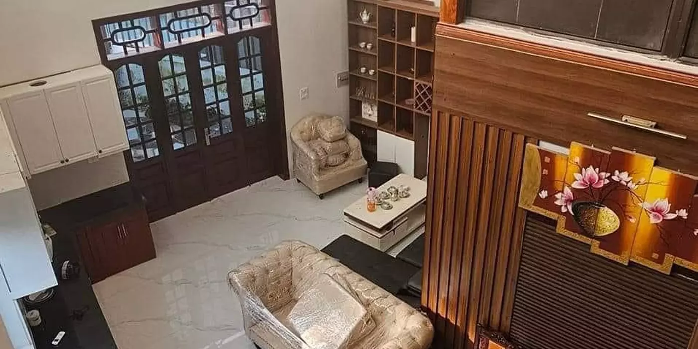 Nhà 6 tầng quận tây hồ  lô góc 2 mặt tiền nở hậu 40m 6 tầng full nội thất  giá 6,4 tỉ
