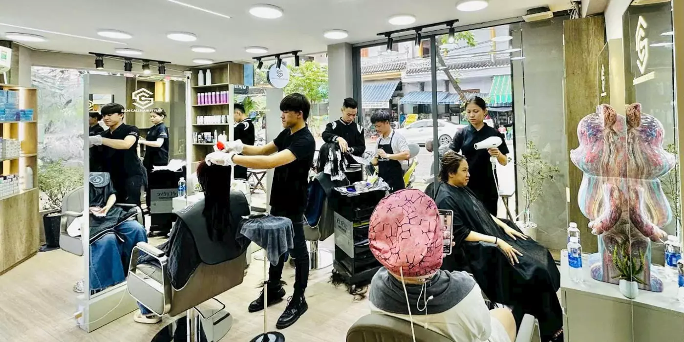 Cho thu.ê nhà 2.5 tầng mặt tiền ÔNG ÍCH KHIÊM - ( ngang 8m )