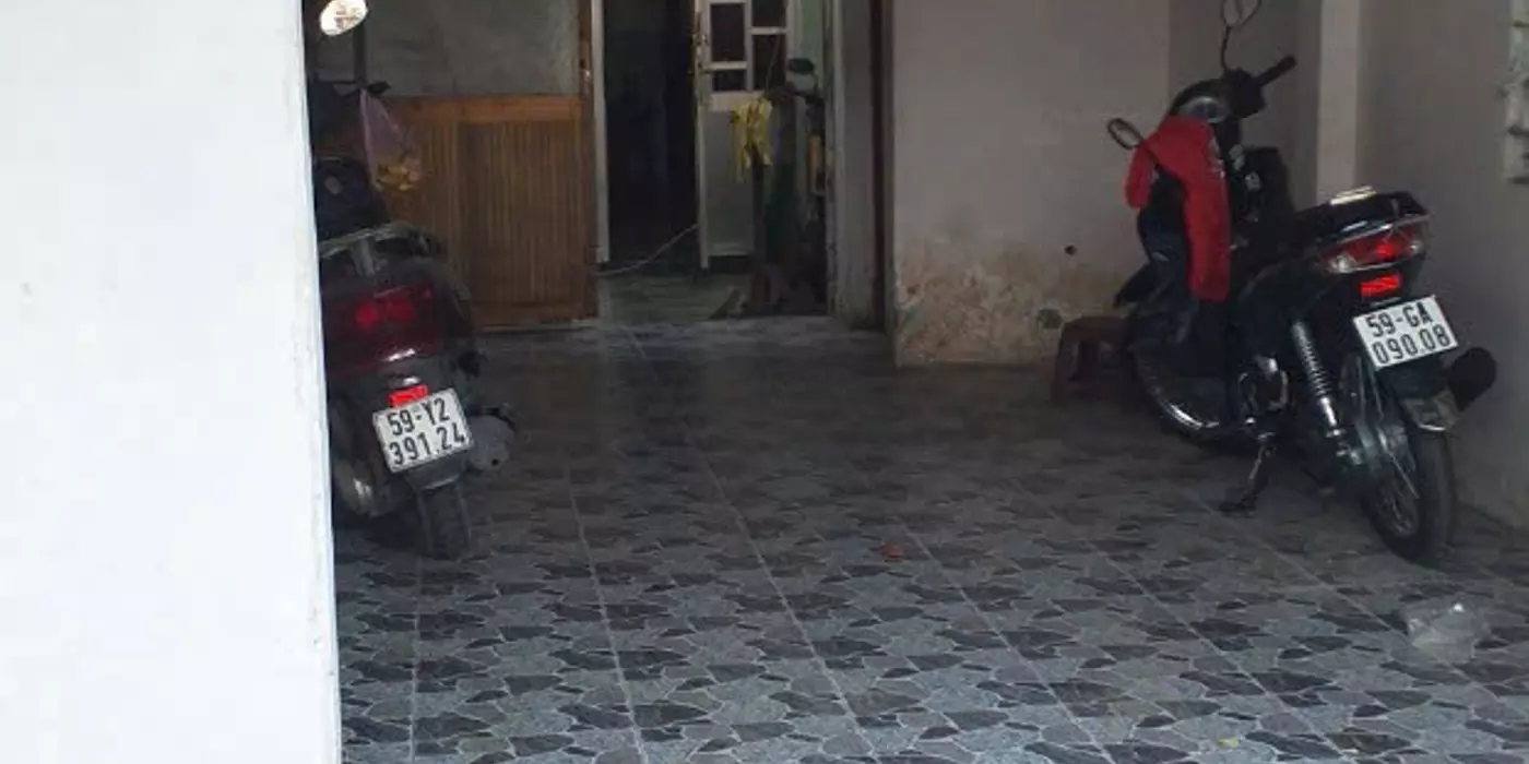 bán nhà mặt tiền kinh doanh, sổ hồng riêng