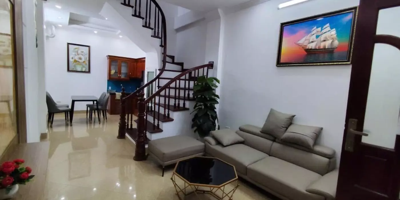 Bán nhà phố Bạch Mai, Hai Bà Trưng 36m, 5 tầng. Giá: 6.7 tỷ