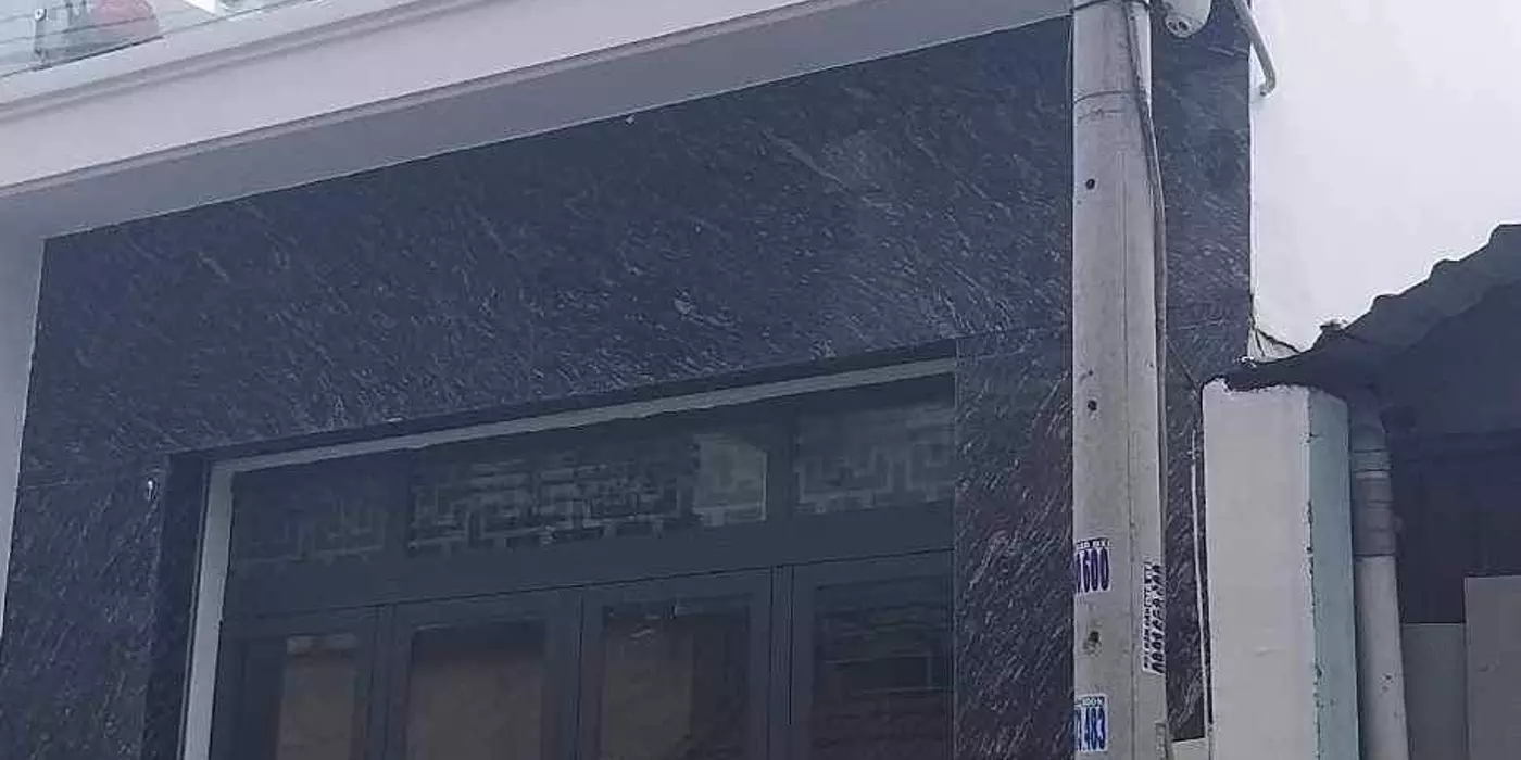HÀ HẺM XE HƠI THÔNG 5 M - 74M2 - 3 TẦNG - chỉ 3,9 tỷ.