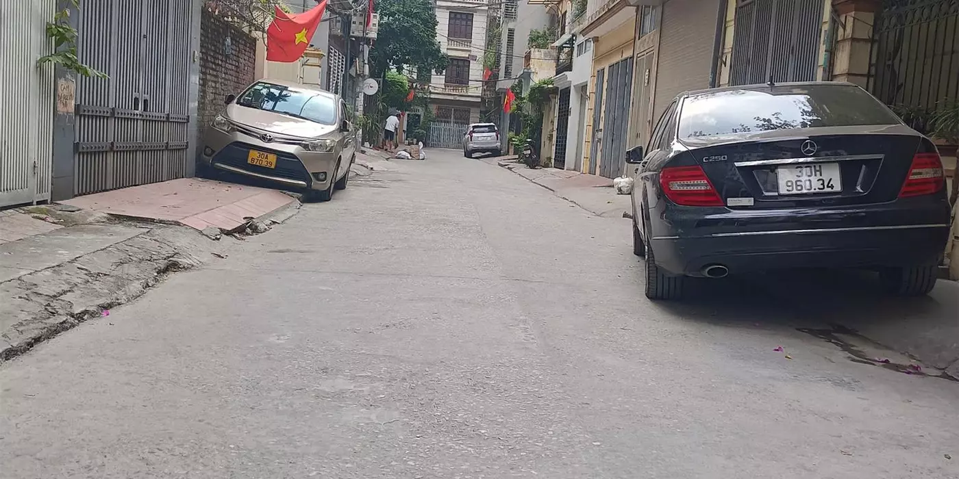 BÁN NHÀ 5T GẦN ĐH ĐIỆN LỰC, DT 55m2, PHÂN LÔ Ô TÔ TRÁNH VỈA HÈ, TM, KD VP/Ở, GIÁ 19 TỶ