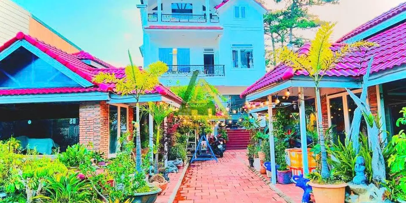 Cho thuê villa 13 phòng ngủ đường Hoàng Văn Thụ p5 giá 40tr