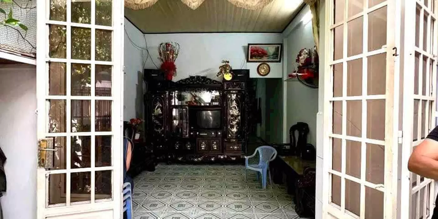 NHÀ NGAY MT Hà Thị Khéo - ĐI BỘ RA COOP MART TRUNG CHÁNH. Giá chỉ 3,79 tỷ.