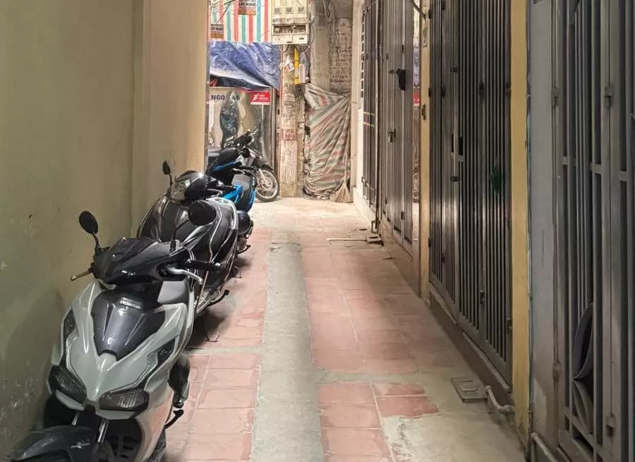 Bán nhà Quân Nhân_Vừa ở thừa cho thuê_2 thoáng Ngõ nông gần phố_36m*5T_6.9 tỷ