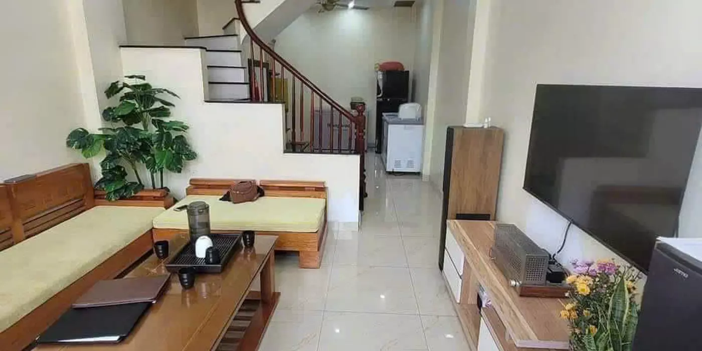 Bán nhà Kim Hoàng, nhà dân xây dựng 2 năm vẫn như mới, giá tốt nhất. Gần khu hành chính xã Vân Canh
