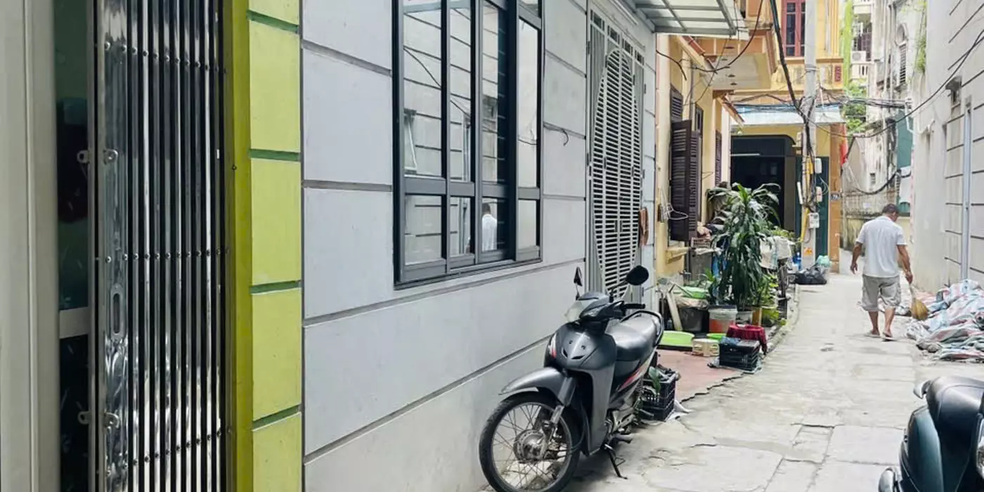 Ô TÔ ĐỖ CỬA - HAI THOÁNG - NHÀ ĐẸP Ở NGAY - GIÁP KHU ĐÔ THỊ ĐẠI KIM HOÀNG MAI
Kim Giang 34 m, 5