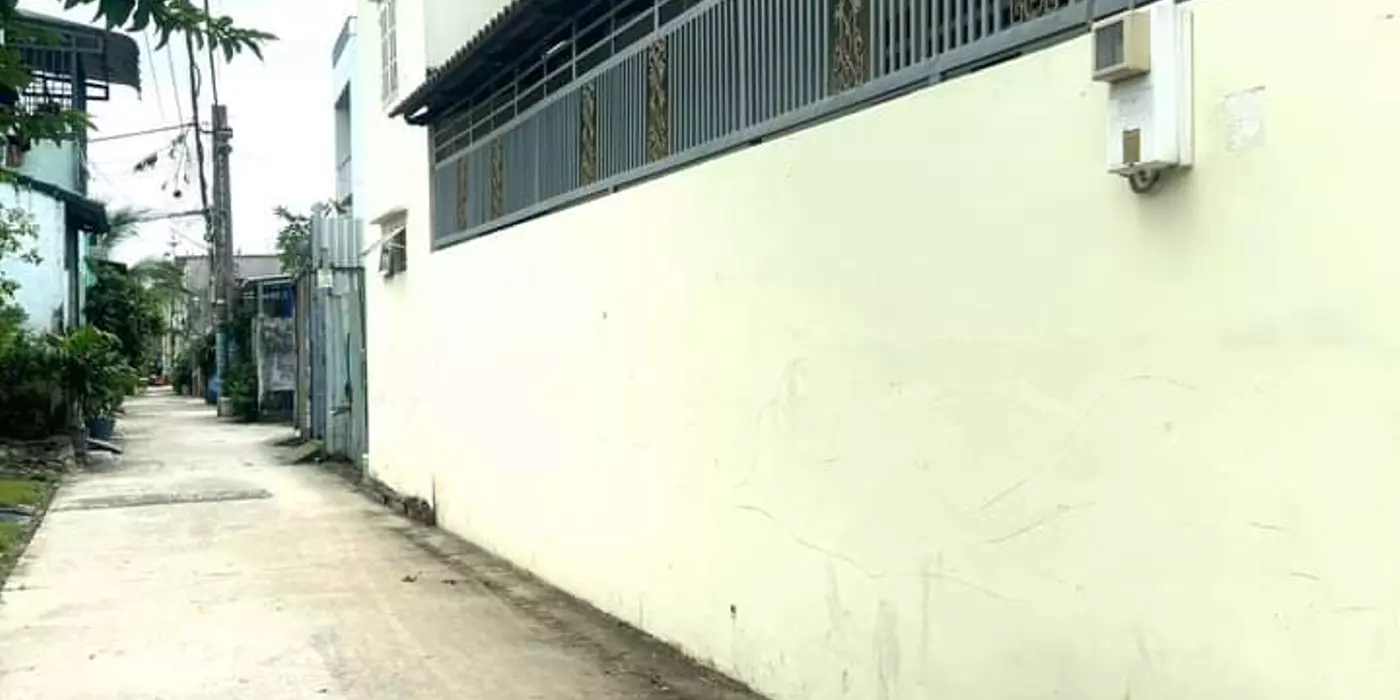 BÁN NHÀ ĐÔNG THẠNH HÓC MÔN GIÁ RẺ - NHÀ 2 TẦNG 2PN 2WC - HẺM Ô TÔ- NGANG BỀ THẾ 6M - GIÁ CHỈ 3.2