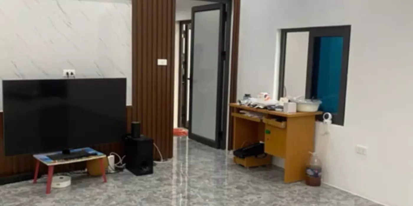 nhà phan đình giót 4 tầng ở luôn giữa trung tâm hà đông