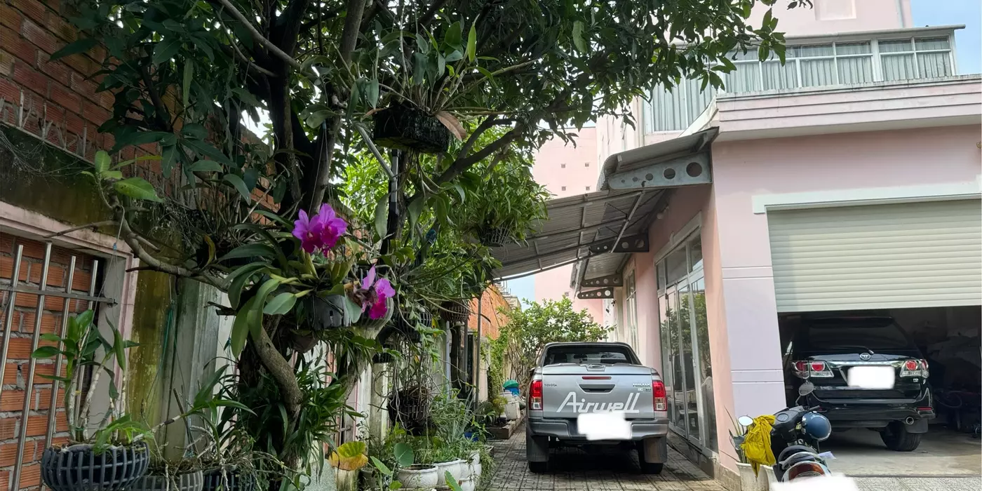 Bán nhà riêng bao gồm nhà yến đang hoạt động diện tích 483,2m2 ngay trung tâm thành phố Thủ Dầu Một