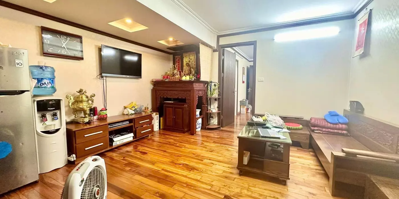 TẬP THỂ TẦNG 1 NGHĨA TÂN 65M – TRUNG TÂM CẦU GIẤY – 2 MẶT NGÕ THÔNG TRƯỚC SAU – 3 BƯỚC RA PHỐ –