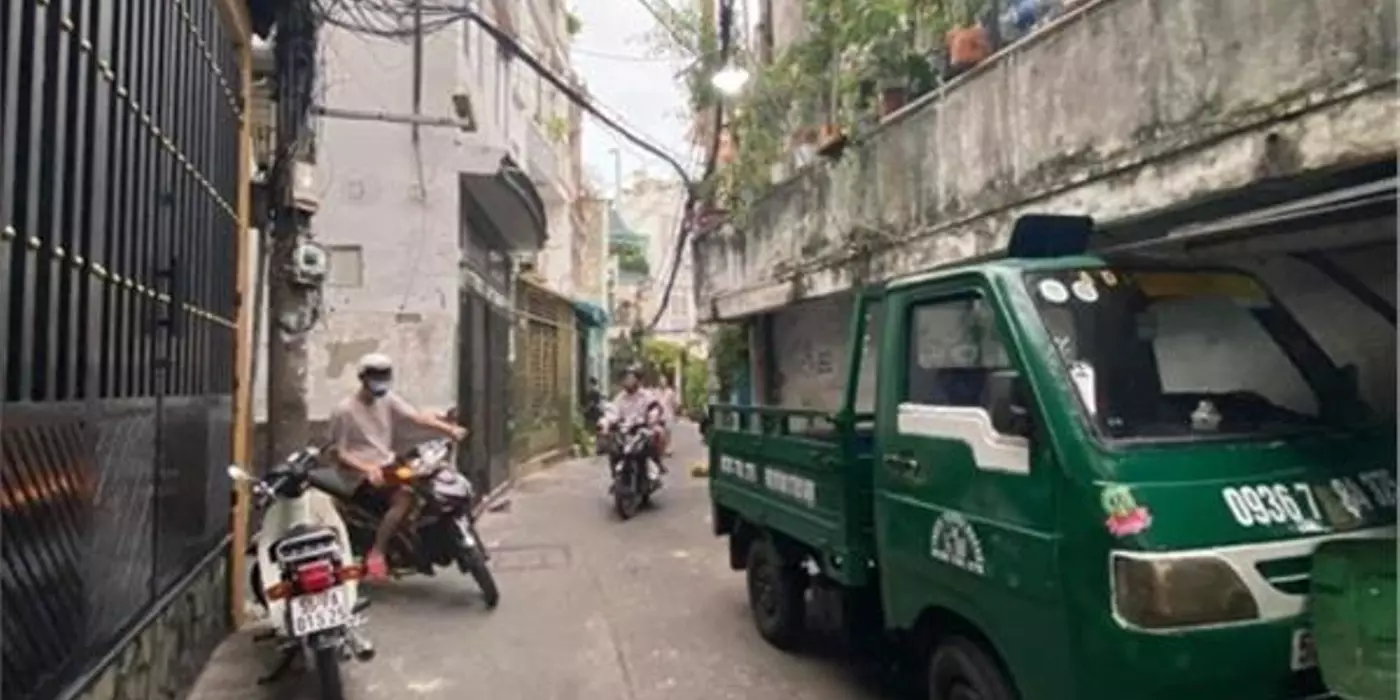 NHÀ HIẾM RẺ CHỈ NHỈNH 1 TỶ CÓ NGAY HỘ KHẨU TP. KẾT CẤU BTCT. DT: 20M2 1 TRỆT 1 LẦU LÝ THƯỜNG KIỆT