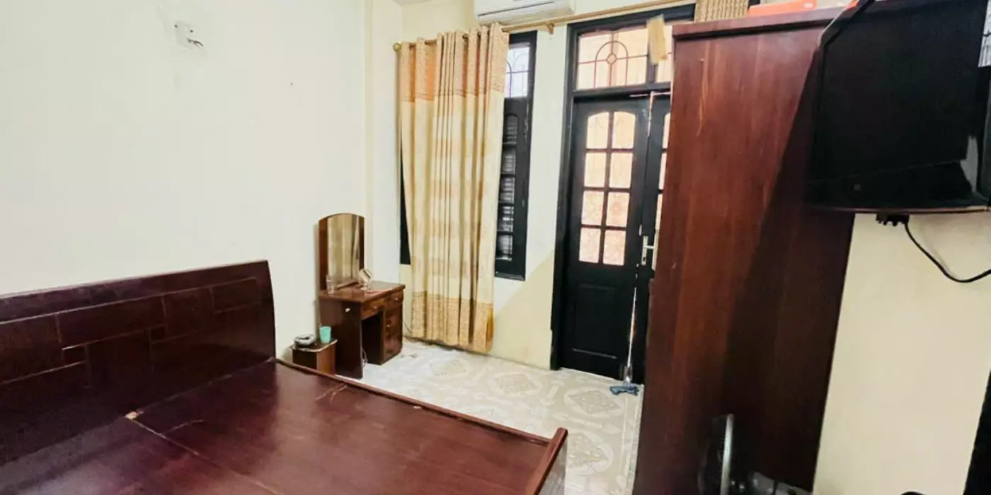Bán nhà 5 tầng Pháo Đài Láng, Đống Đa - 17.2 tỷ