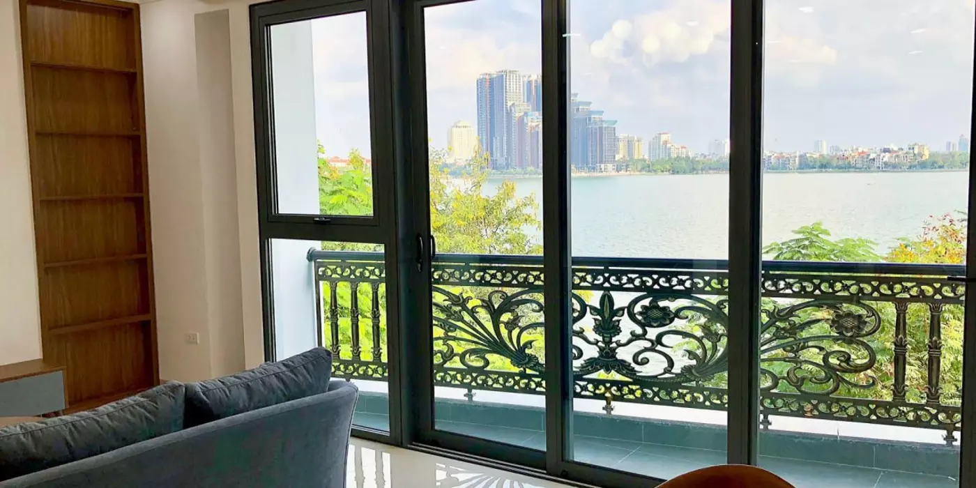 Cực hot căn hộ 1n1k mặt phố Vệ Hồ, view Hồ Tây cực chill 50m