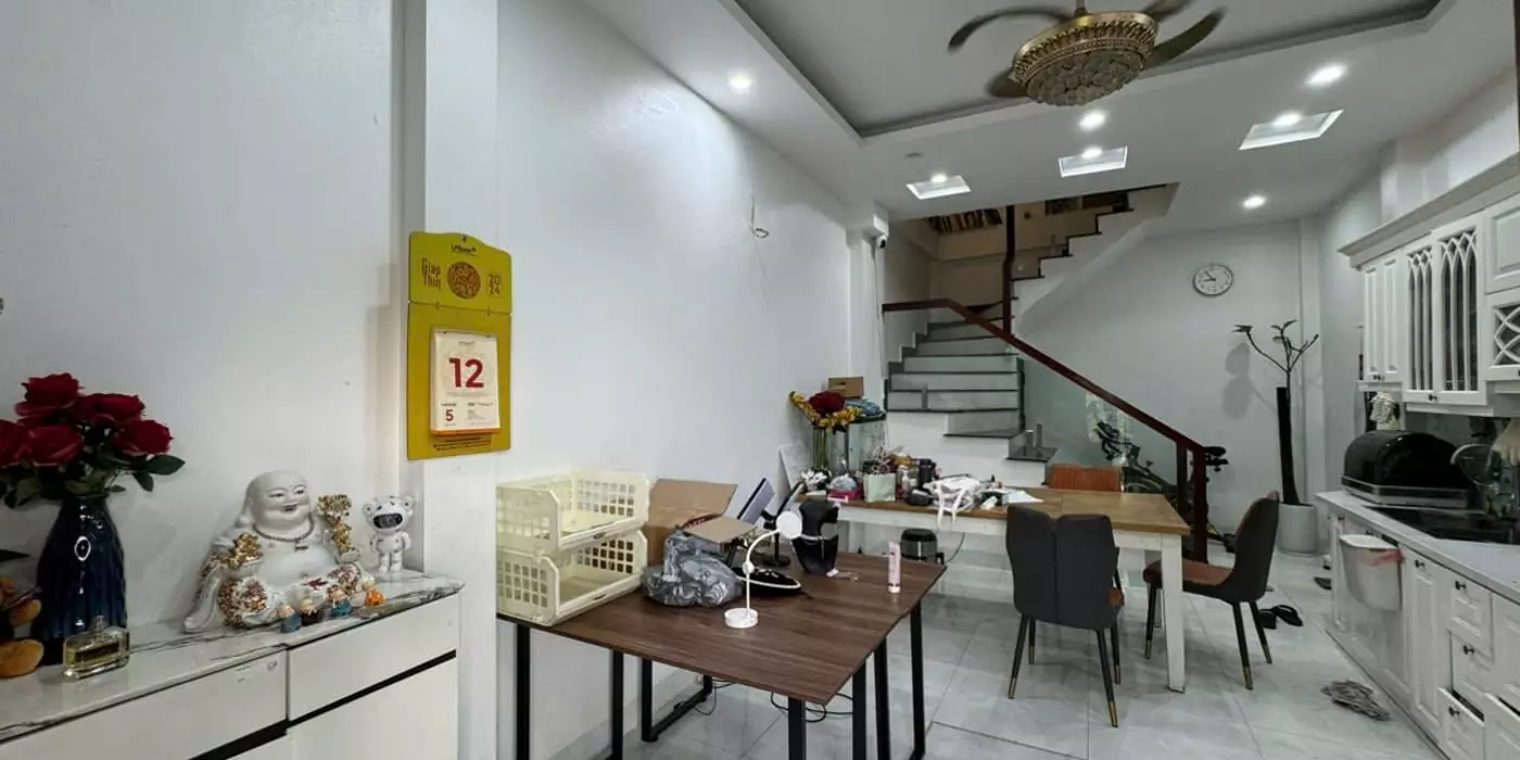 Cần bán nhà Yên Nghĩa 4 tầng nội thất cơ bản sẵn sổ giao dịch luôn được giá 2,95 tỷ