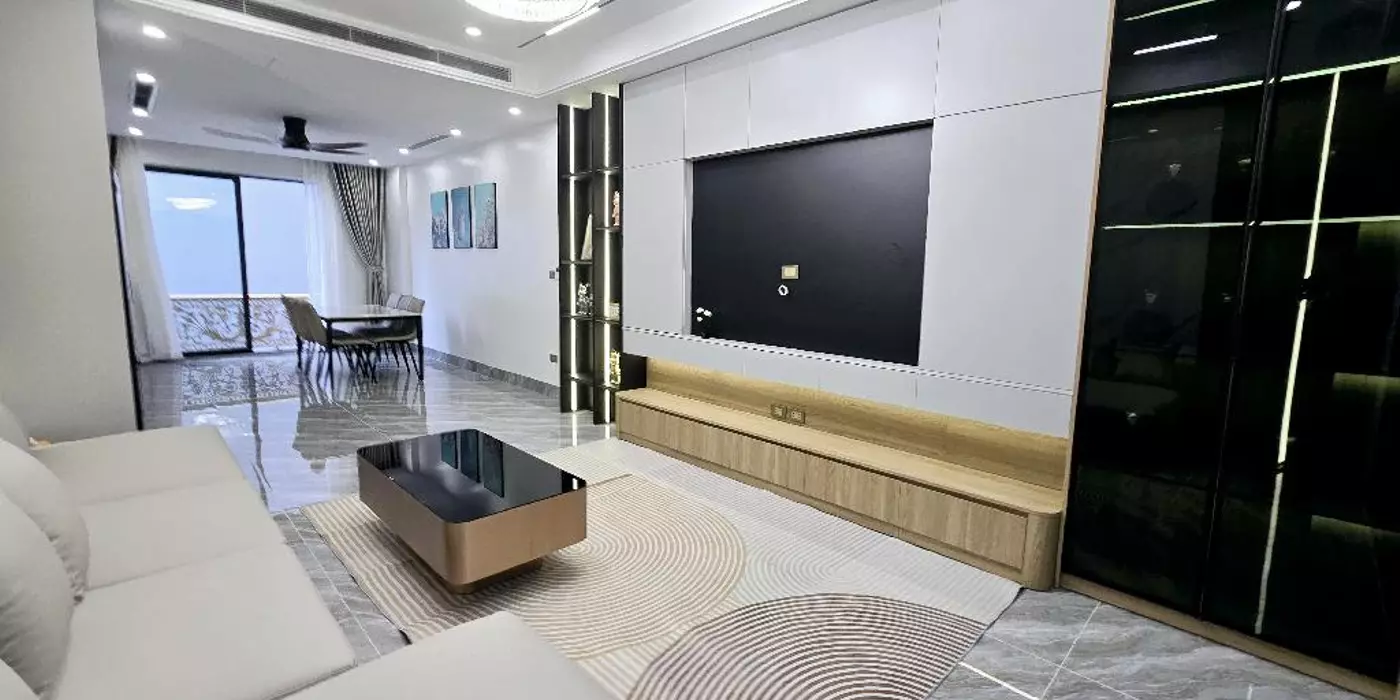 Bán Nhà Ngọc Lâm , Long Biên . 60m2 , 6 Tầng , 13 tỷ . Thang Máy , Full Nội Thất.