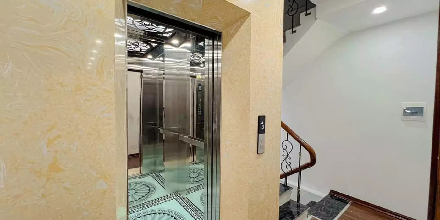 khu phân lô quân đội, ô tô chạy vòng quanh nhà 36 m, 7 tầng, 3.7 m, 14.8 tỷ
 Hoàng Văn Thái Thanh