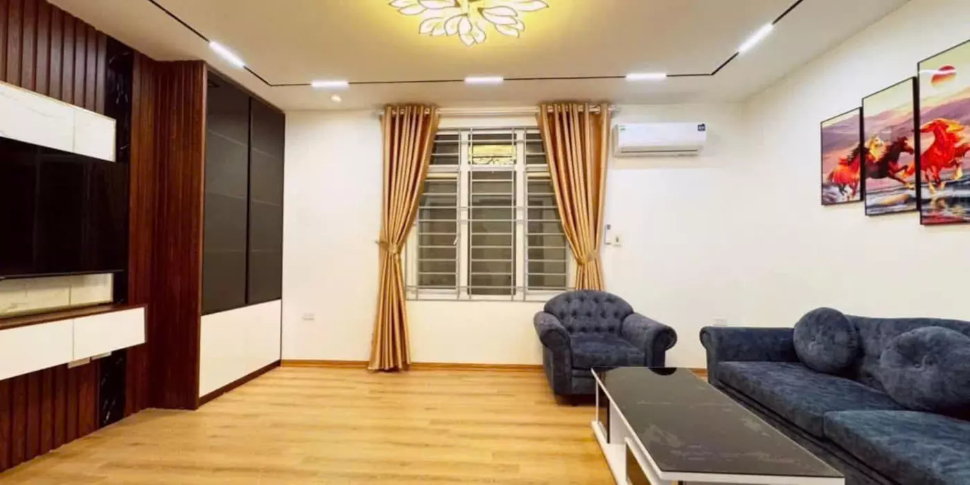 DỊCH VỌNG 47M2- GIÁ NHỈNH 7 TỶ Ô TÔ ĐỖ CỔNG - LÔ GÓC 2 THOÁNG - FULL NỘI THẤT NHẬP KHẨU - 30M RA