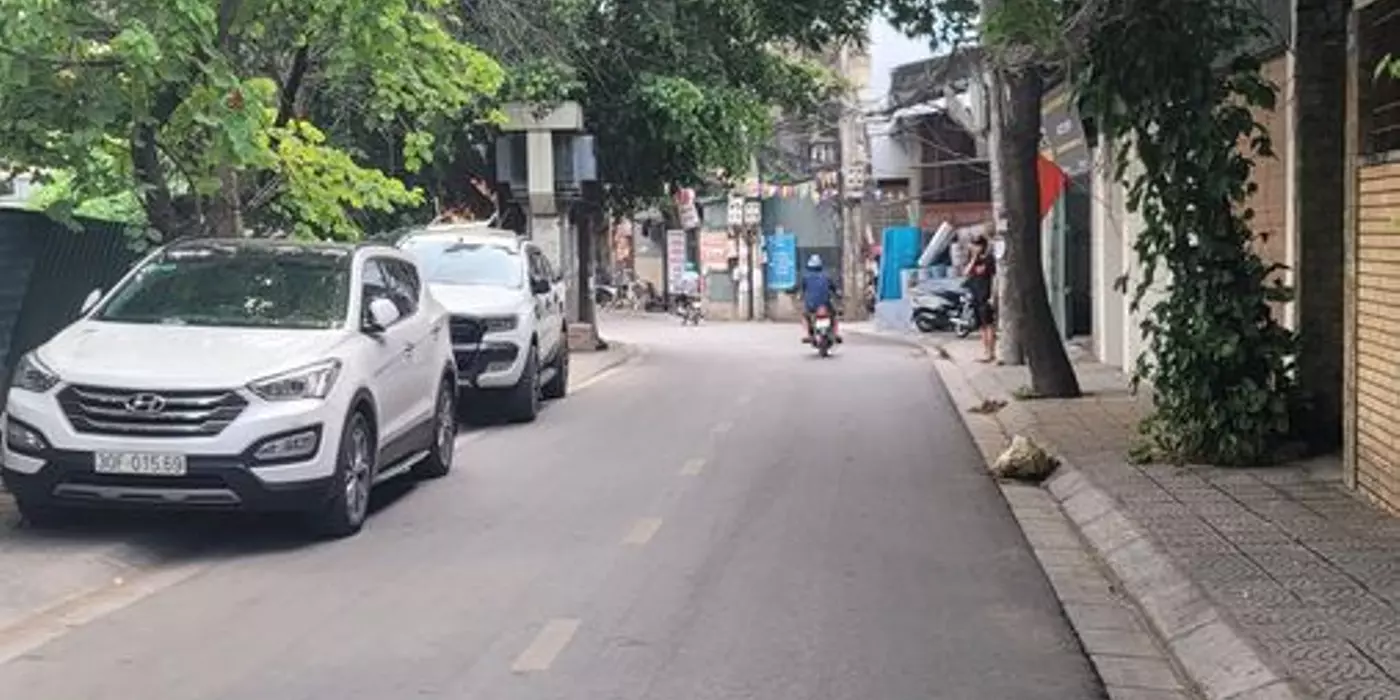 GIẢM chào 500 triệu! Nhà cấp 4 Nguyễn Văn Cừ 80m*mt 4.8m ngõ thông 7 chỗ vào nhà nhỉnh 13 tỷ