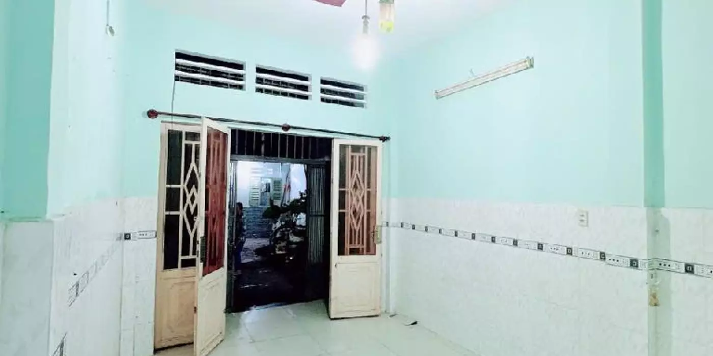 LÊ VĂN QUỚI - 2 TẦNG 2PN - HẺM XE HƠI - 28M2 SỔ NỞ HẬU GIÁ 2.95 TỶ