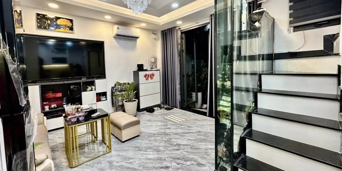 Q4 BẾN VÂN ĐỒN, ĐƯỜNG XE TẢI TO, KINH DOANH SẦM UẤT, 1 BƯỚC QUA Q1 - CHỈ 4.xT TL