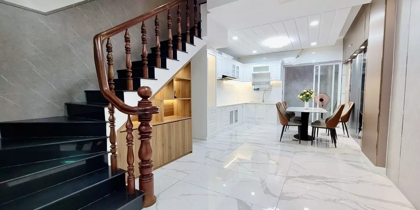 Bán nhà Lý Thái Tổ,Quận 10 HXH (4.9x10.) 3 tầng chỉ 6.7 tỷ.