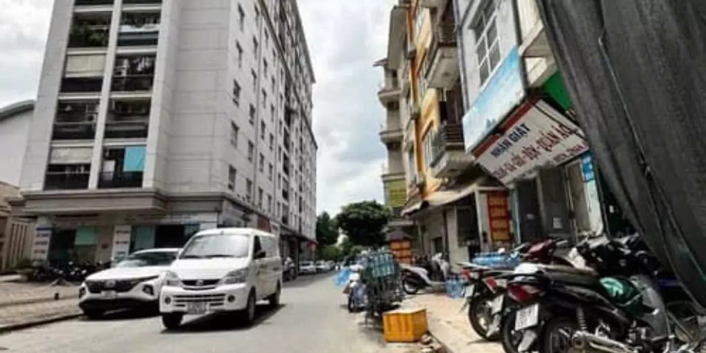 BÁN NHÀ 6T TRUNG KÍNH, Ô TÔ TRÁNH VỈA HÈ, KINH DOANH MỌI LOẠI HÌNH, CHỈ 18.5 TỶ