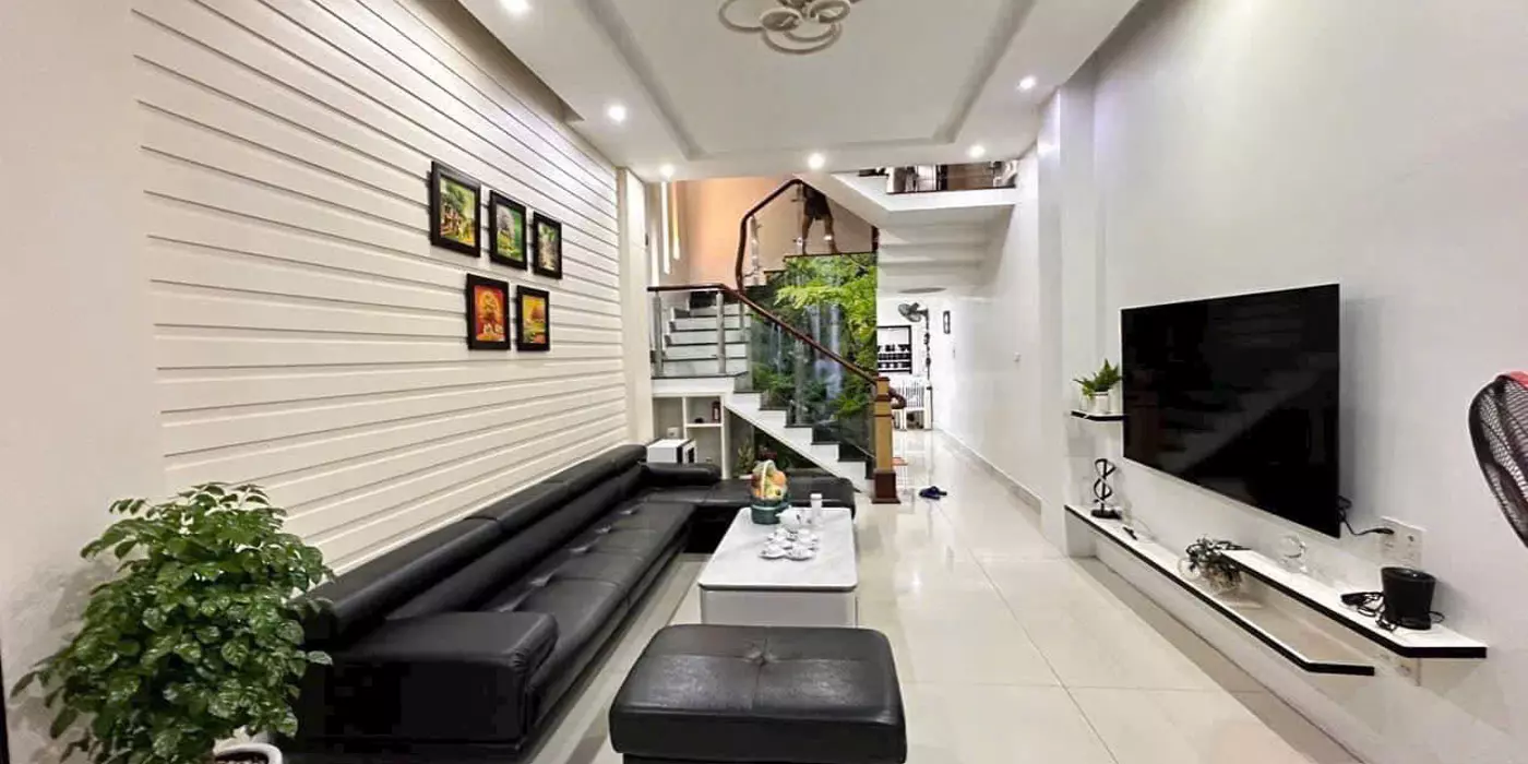 Bán nhà 4 tầng Lê Lợi,ô tô đỗ cửa, Ngô Quyền, Hải Phòng