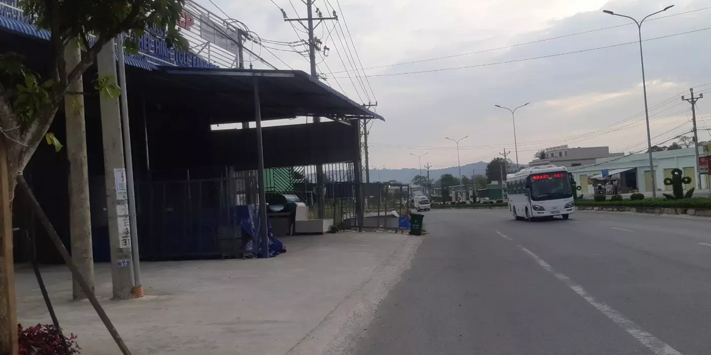 CẦN BÁN GẤP NHÀ XƯỞNG MẶT TIỀN 30/4 166,2 m2 ở đảo PHÚ QUỐC