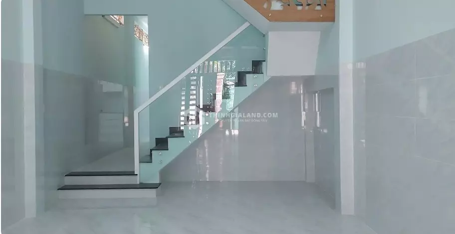 BÁN NHÀ 1 TRỆT 1 LẦU KIÊN CỐ, HẺM Ô TÔ TRÁNH NHAU, TRƯƠNG CÔNG ĐỊNH, P3, GẦN BIỂN BÃI TRƯỚC.