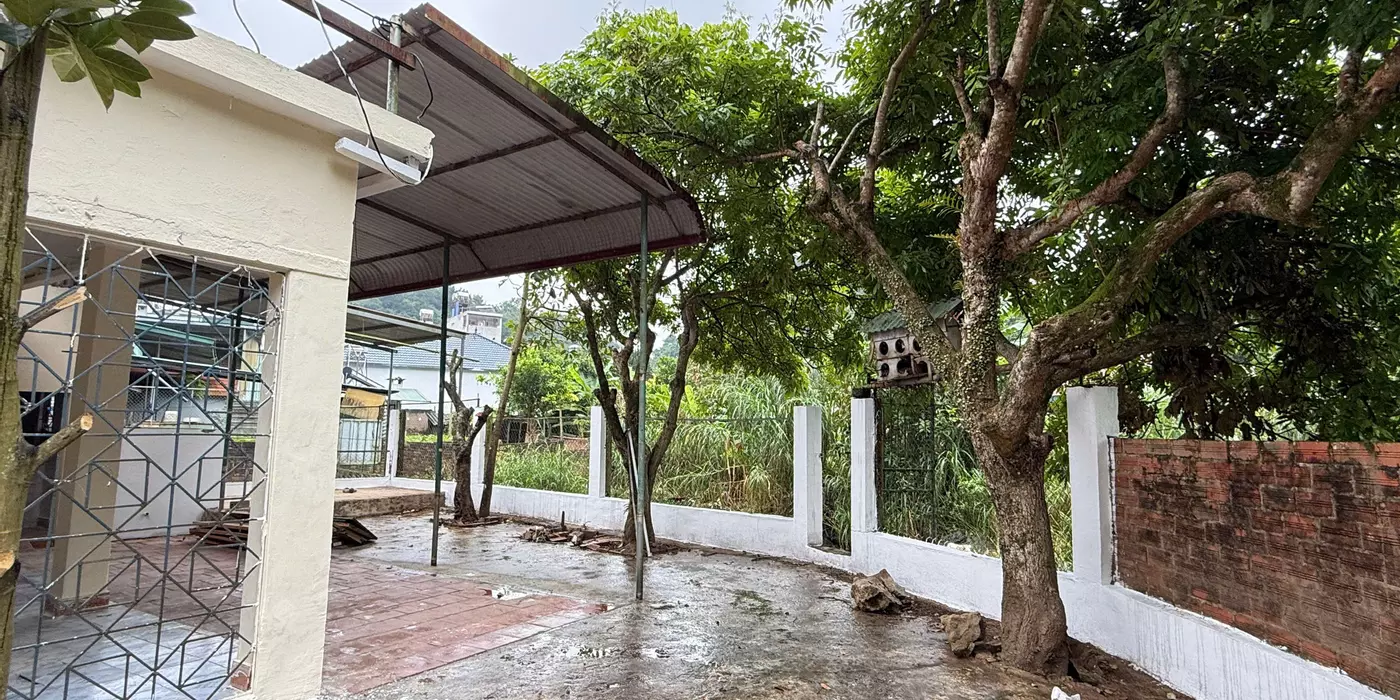 Chỉ hơn 3 tỷ có ngay nhà đẹp bên suối giữa trung tâm tt Mộc Châu