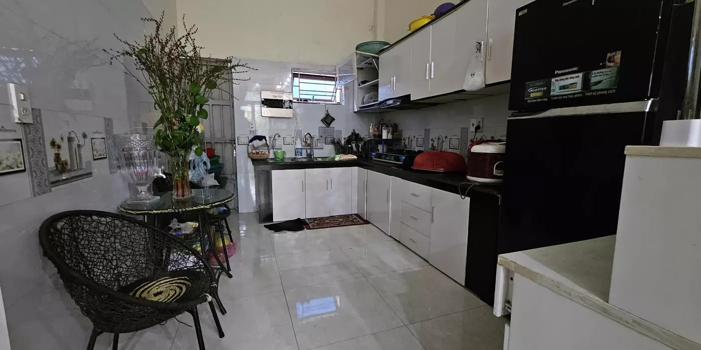 BÁN NHÀ TRONG NGÕ XÂY CHẮC CHẮN CÒN ĐẸP, ÔTÔ ĐỖ NGÀY ĐÊM - TRẦN LÃM - TP THÁI BÌNH