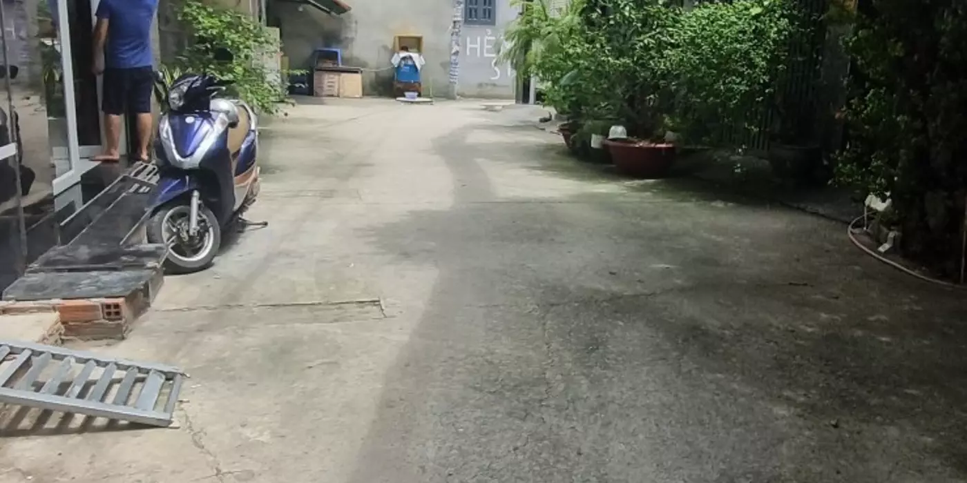 NGAY HIỆP THÀNH CITY _ NGUYỄN THỊ BÚP CÁCH 10M RA MẶT TIỀN _ HẺM XE HƠI GIÁ CHỈ NHỈNH 50TR/M2