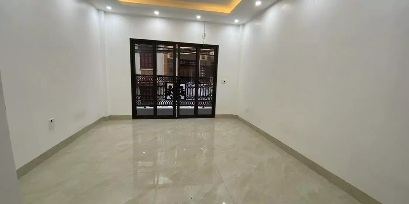 BÁN NHÀ MỚI  ĐÉT 46,5 M2 x 4,5 TẦNG, MẶT TIỀN 4,2 M GIÁ CHÀO  CHỈ CÓ 6,19 TỶ