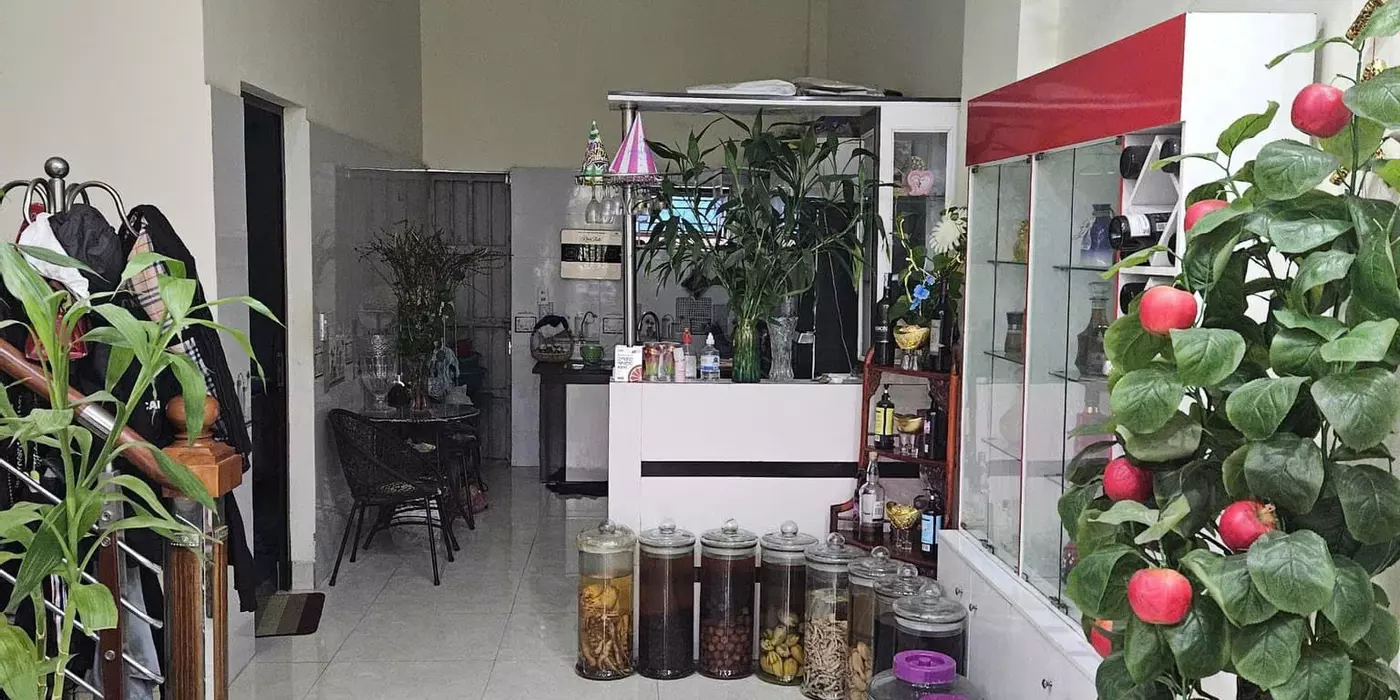 BÁN NHÀ 2 TẦNG TRONG NGÕ PHẠM HUY QUANG, P TRẦN LÃM - NHÀ XÂY CHẮC CHẮN , Ô TÔ ĐỖ NGÀY ĐÊM.