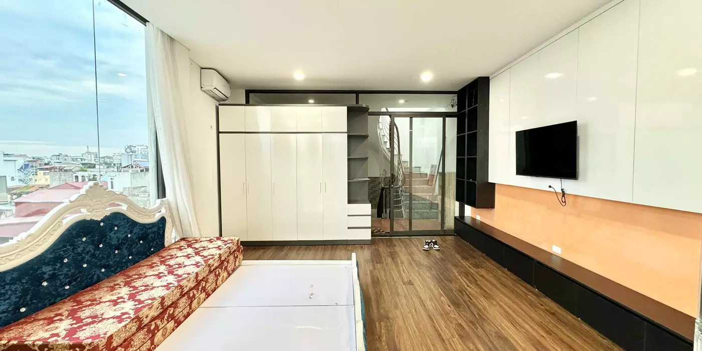 Chính chủ cho thuê căn hộ view hồ Văn Chương siêu chill